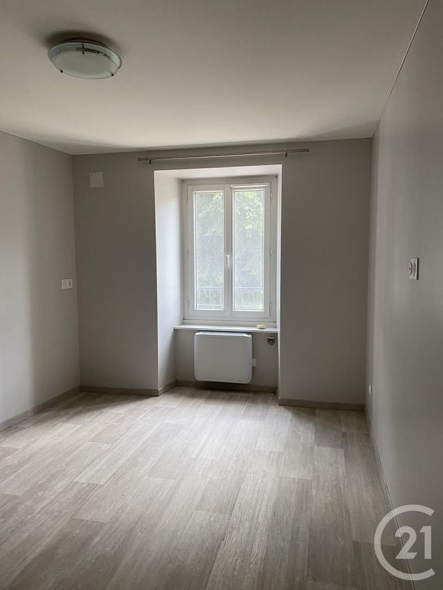 Appartement T2 &agrave; louer - 2 pi&egrave;ces - 42 m2 - Satillieu - 07 - RHONE-ALPES