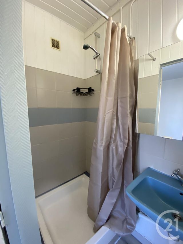 Appartement T2 &agrave; louer - 2 pi&egrave;ces - 28,51 m2 - Annonay - 07 - RHONE-ALPES