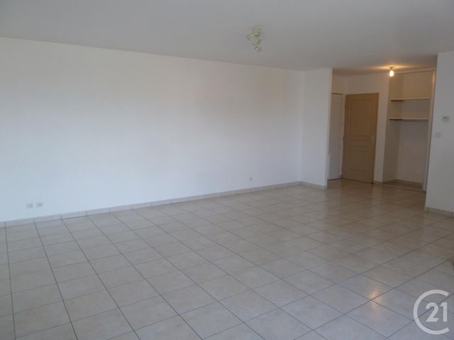 Appartement T3 &agrave; louer - 3 pi&egrave;ces - 87 m2 - Vernosc Les Annonay - 07 - RHONE-ALPES