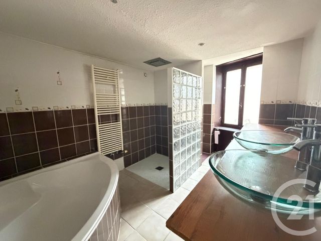 Appartement F5 &agrave; vendre - 5 pi&egrave;ces - 143,45 m2 - Annonay - 07 - RHONE-ALPES