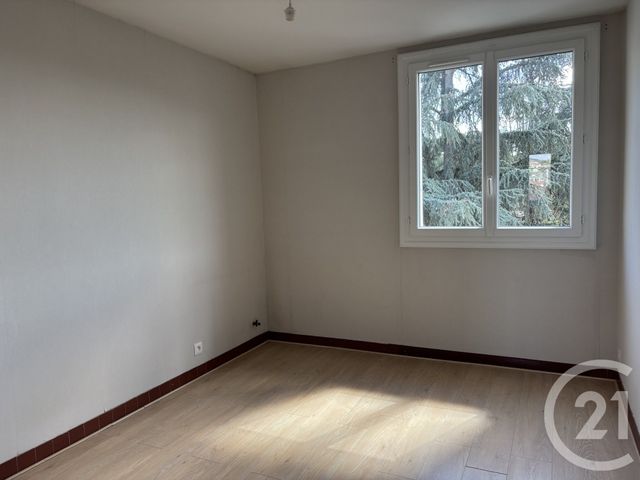 Appartement T3 &agrave; louer - 3 pi&egrave;ces - 71 m2 - Annonay - 07 - RHONE-ALPES
