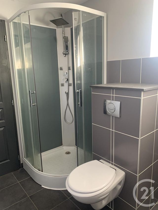 Appartement T3 &agrave; louer - 3 pi&egrave;ces - 56,59 m2 - Annonay - 07 - RHONE-ALPES