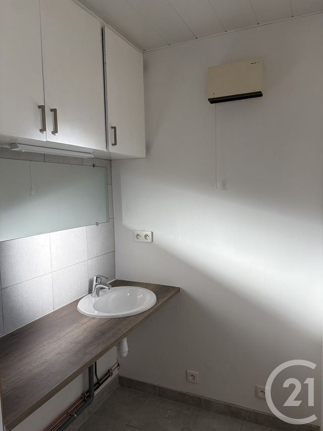 Maison &agrave; louer - 3 pi&egrave;ces - 50,16 m2 - Davezieux - 07 - RHONE-ALPES