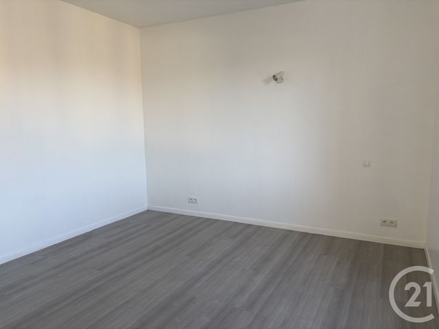 Maison &agrave; louer - 3 pi&egrave;ces - 50,16 m2 - Davezieux - 07 - RHONE-ALPES