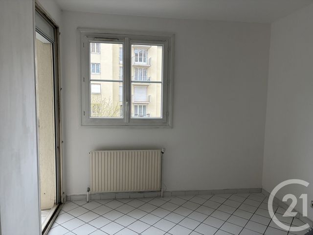Appartement T4 &agrave; louer - 4 pi&egrave;ces - 85,06 m2 - Annonay - 07 - RHONE-ALPES