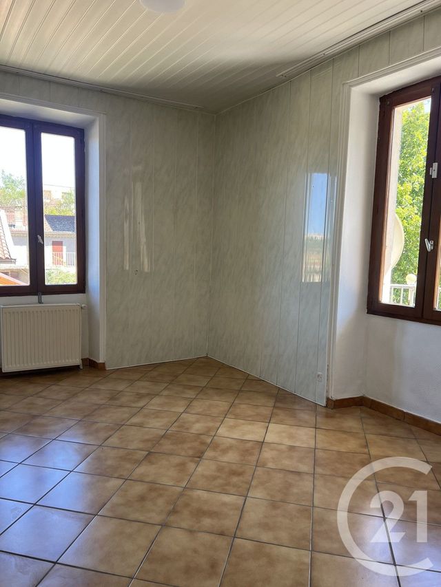Appartement T4 &agrave; louer - 4 pi&egrave;ces - 91,32 m2 - Annonay - 07 - RHONE-ALPES