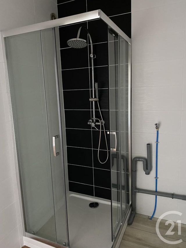 Appartement T2 &agrave; louer - 2 pi&egrave;ces - 54,20 m2 - Annonay - 07 - RHONE-ALPES