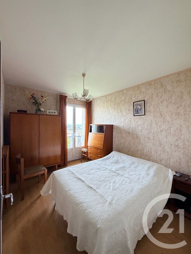 Appartement T4 &agrave; vendre - 5 pi&egrave;ces - 76,10 m2 - Annonay - 07 - RHONE-ALPES