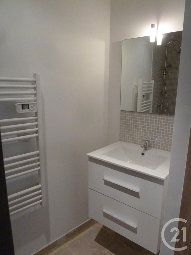Appartement T2 &agrave; louer - 2 pi&egrave;ces - 38,56 m2 - Annonay - 07 - RHONE-ALPES