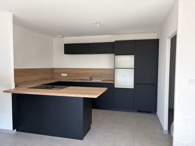 Maison &agrave; louer - 4 pi&egrave;ces - 108,97 m2 - Savas - 07 - RHONE-ALPES