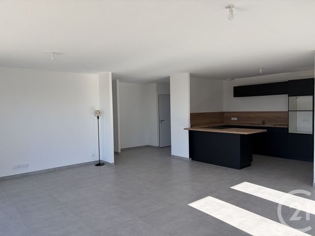 Maison &agrave; louer - 4 pi&egrave;ces - 108,97 m2 - Savas - 07 - RHONE-ALPES