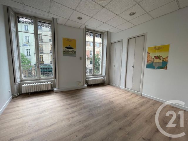 Appartement Local &agrave; vendre - 7 pi&egrave;ces - 270 m2 - Annonay - 07 - RHONE-ALPES