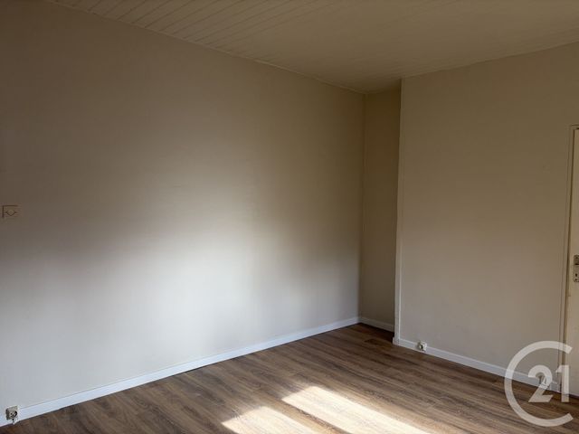 Appartement T4 &agrave; louer - 4 pi&egrave;ces - 90,92 m2 - Annonay - 07 - RHONE-ALPES