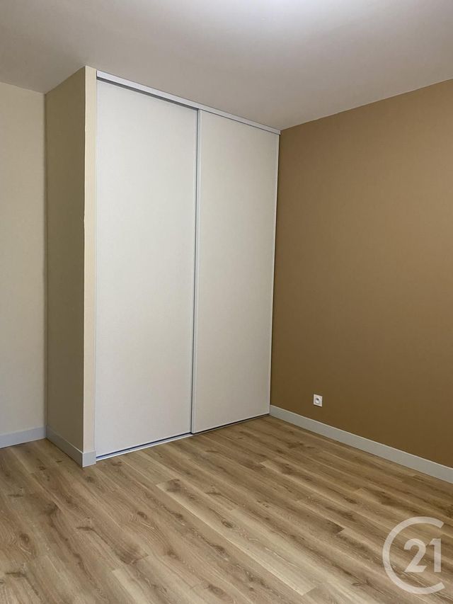 Appartement T3 &agrave; louer - 3 pi&egrave;ces - 69,52 m2 - Annonay - 07 - RHONE-ALPES