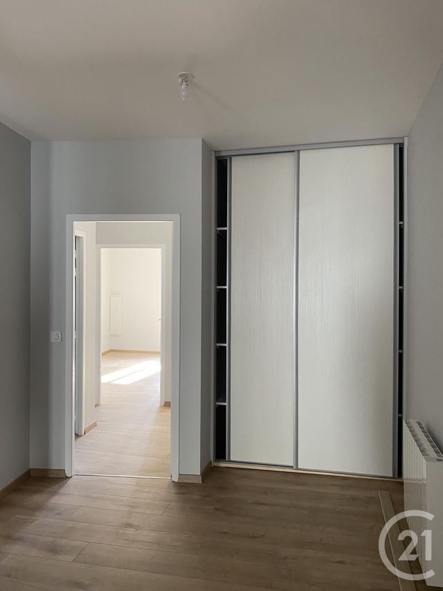 Appartement T3 &agrave; louer - 3 pi&egrave;ces - 69,40 m2 - Annonay - 07 - RHONE-ALPES