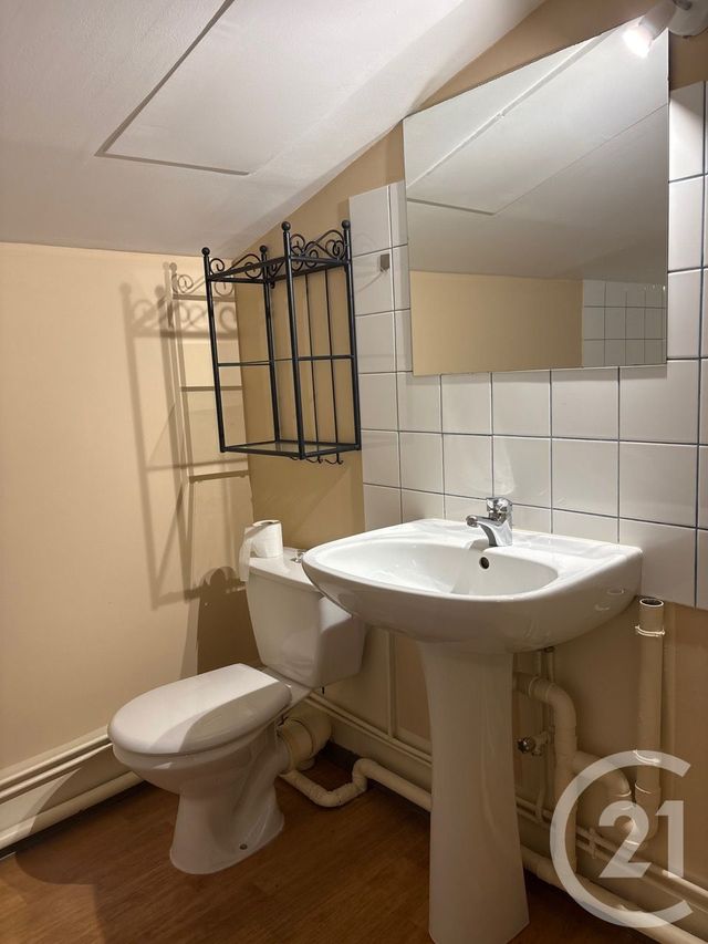 Appartement T2 &agrave; louer - 2 pi&egrave;ces - 30,19 m2 - Annonay - 07 - RHONE-ALPES