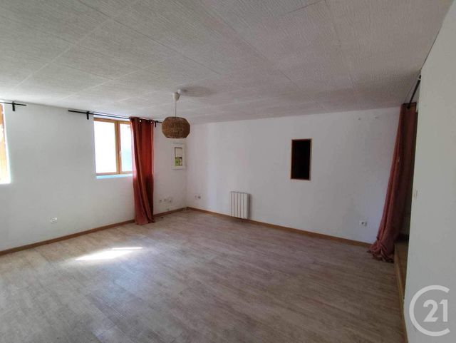 Appartement Studio &agrave; louer - 1 pi&egrave;ce - 38 m2 - Roiffieux - 07 - RHONE-ALPES