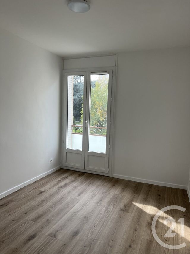 Appartement T3 &agrave; louer - 3 pi&egrave;ces - 75,76 m2 - Annonay - 07 - RHONE-ALPES