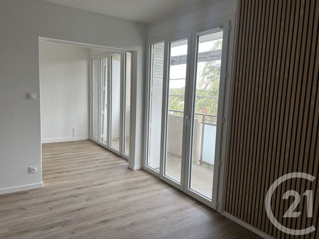 Appartement T3 &agrave; louer - 3 pi&egrave;ces - 75,76 m2 - Annonay - 07 - RHONE-ALPES