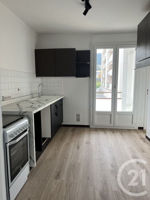 Appartement T3 &agrave; louer - 3 pi&egrave;ces - 75,76 m2 - Annonay - 07 - RHONE-ALPES