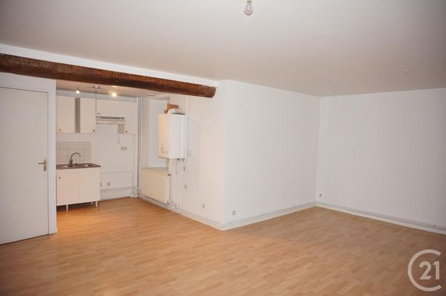 Appartement T3 &agrave; louer - 3 pi&egrave;ces - 74 m2 - Bourg Argental - 42 - RHONE-ALPES