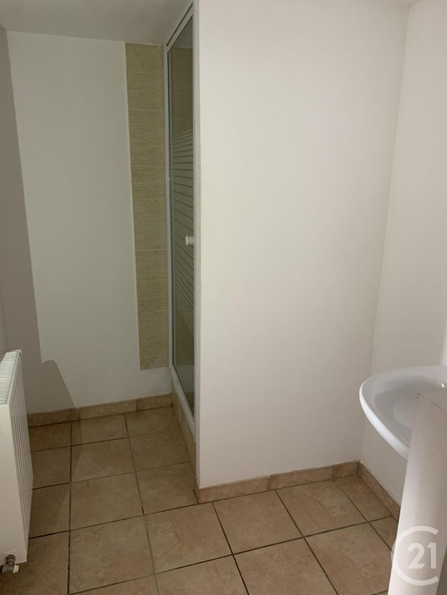 Appartement T2 &agrave; louer - 2 pi&egrave;ces - 36 m2 - Annonay - 07 - RHONE-ALPES