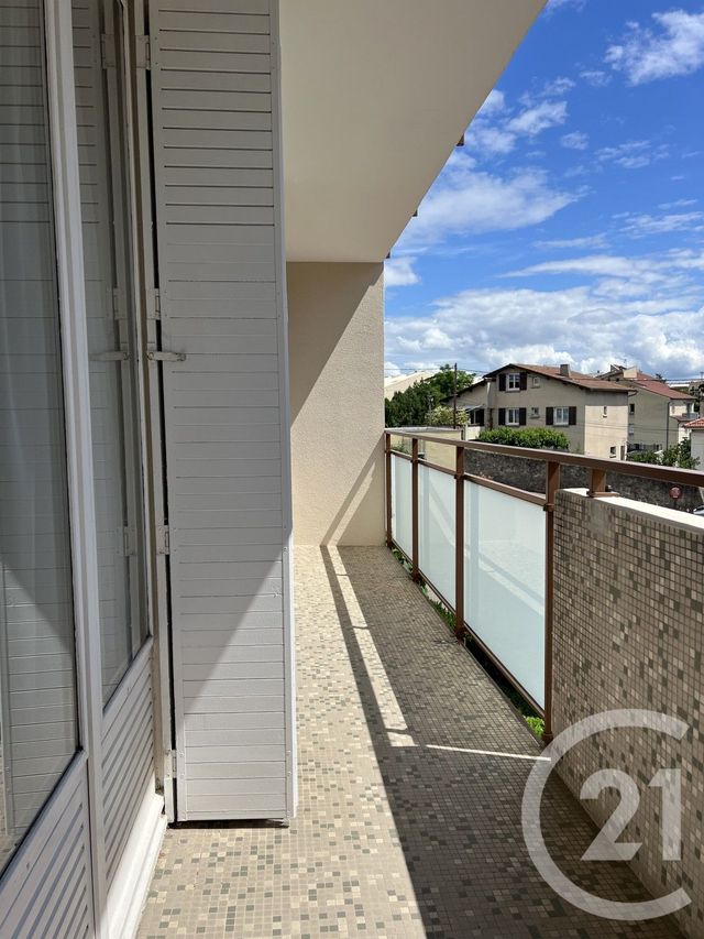 Appartement T4 &agrave; louer - 4 pi&egrave;ces - 89,60 m2 - Annonay - 07 - RHONE-ALPES