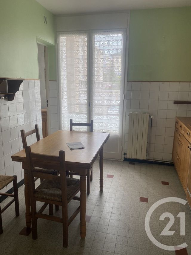 Appartement T4 &agrave; louer - 4 pi&egrave;ces - 89,60 m2 - Annonay - 07 - RHONE-ALPES