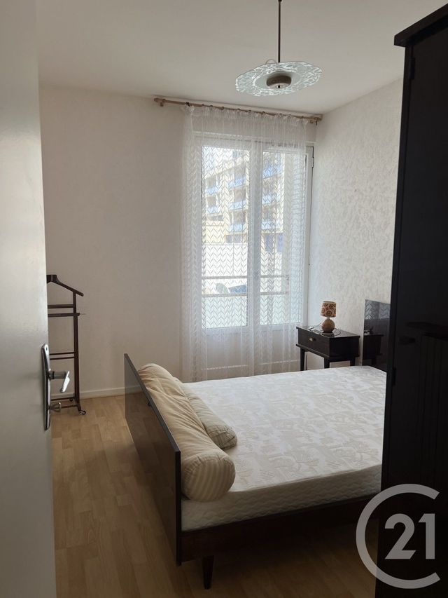 Appartement T4 &agrave; louer - 4 pi&egrave;ces - 89,60 m2 - Annonay - 07 - RHONE-ALPES