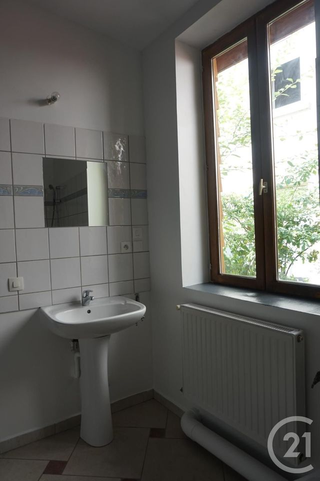 Appartement F2 &agrave; louer - 2 pi&egrave;ces - 45 m2 - Annonay - 07 - RHONE-ALPES