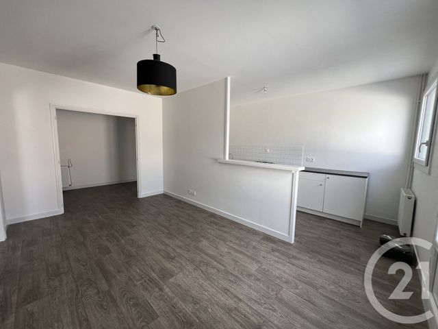 Appartement T3 &agrave; louer - 3 pi&egrave;ces - 71,75 m2 - Annonay - 07 - RHONE-ALPES