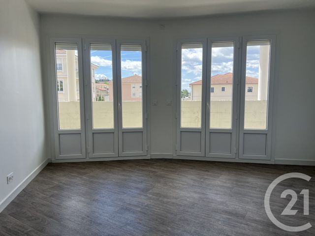 Appartement T3 &agrave; louer - 3 pi&egrave;ces - 71,75 m2 - Annonay - 07 - RHONE-ALPES