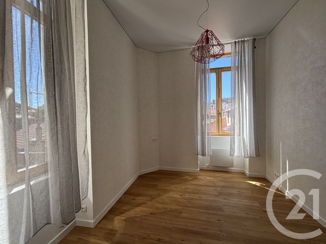 Appartement T3 &agrave; louer - 3 pi&egrave;ces - 62,44 m2 - Annonay - 07 - RHONE-ALPES