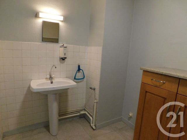 Appartement T3 &agrave; louer - 3 pi&egrave;ces - 92 m2 - Annonay - 07 - RHONE-ALPES