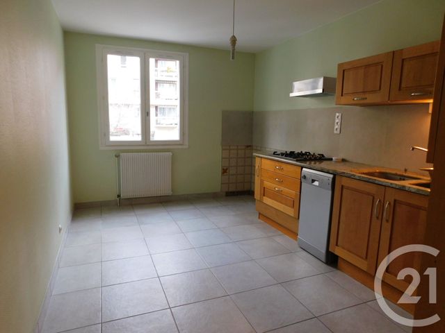 Appartement T3 &agrave; louer - 3 pi&egrave;ces - 92 m2 - Annonay - 07 - RHONE-ALPES