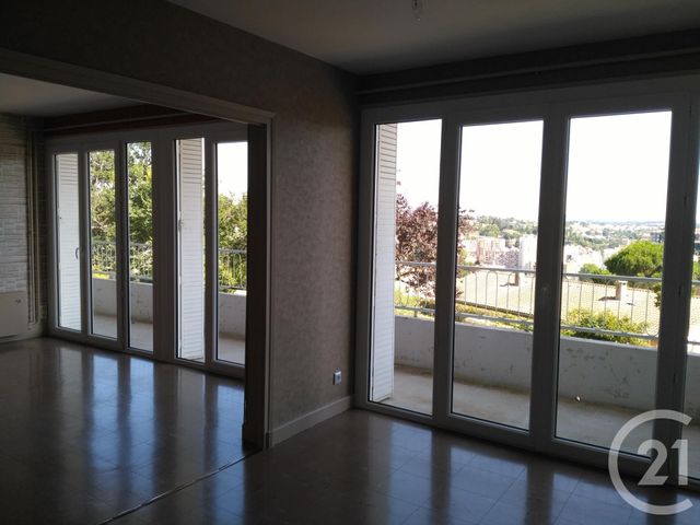 Appartement T3 &agrave; louer - 3 pi&egrave;ces - 79,44 m2 - Annonay - 07 - RHONE-ALPES