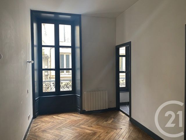 Appartement T4 &agrave; louer - 4 pi&egrave;ces - 98 m2 - Annonay - 07 - RHONE-ALPES
