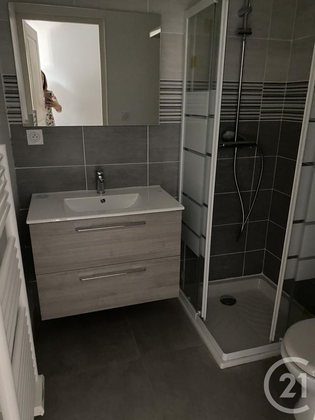 Appartement T2 &agrave; louer - 2 pi&egrave;ces - 50,22 m2 - Annonay - 07 - RHONE-ALPES