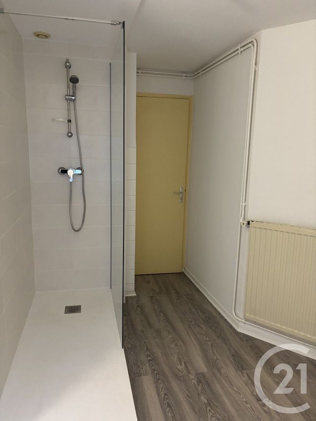 Appartement F2 &agrave; louer - 2 pi&egrave;ces - 54,42 m2 - Bourg Argental - 42 - RHONE-ALPES
