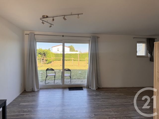 Maison &agrave; louer - 6 pi&egrave;ces - 171,70 m2 - Quintenas - 07 - RHONE-ALPES