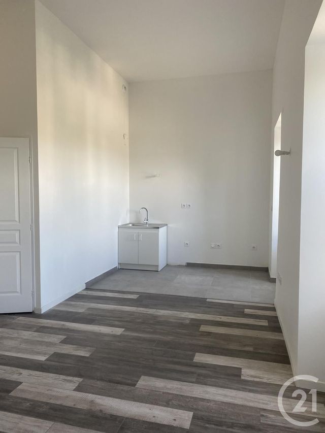 Appartement Studio &agrave; louer - 1 pi&egrave;ce - 26,65 m2 - Annonay - 07 - RHONE-ALPES