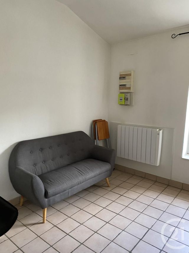 Appartement T2 &agrave; louer - 2 pi&egrave;ces - 26,07 m2 - Annonay - 07 - RHONE-ALPES