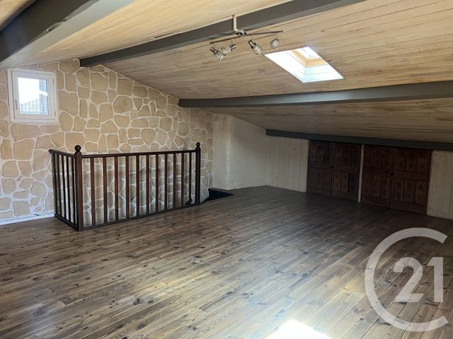 Maison &agrave; louer - 4 pi&egrave;ces - 97 m2 - Roiffieux - 07 - RHONE-ALPES
