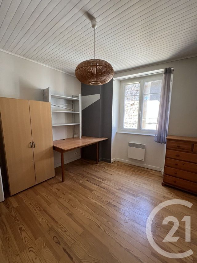 Maison &agrave; louer - 4 pi&egrave;ces - 97 m2 - Roiffieux - 07 - RHONE-ALPES