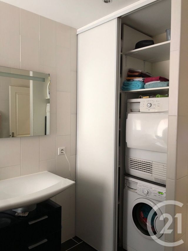 Appartement T3 &agrave; louer - 4 pi&egrave;ces - 87,48 m2 - Satillieu - 07 - RHONE-ALPES