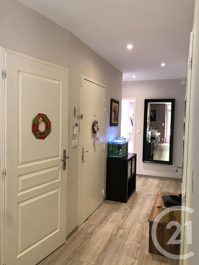 Appartement T3 &agrave; louer - 4 pi&egrave;ces - 87,48 m2 - Satillieu - 07 - RHONE-ALPES