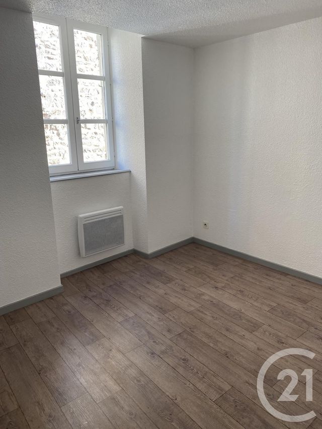 Appartement T3 &agrave; louer - 3 pi&egrave;ces - 84 m2 - Annonay - 07 - RHONE-ALPES