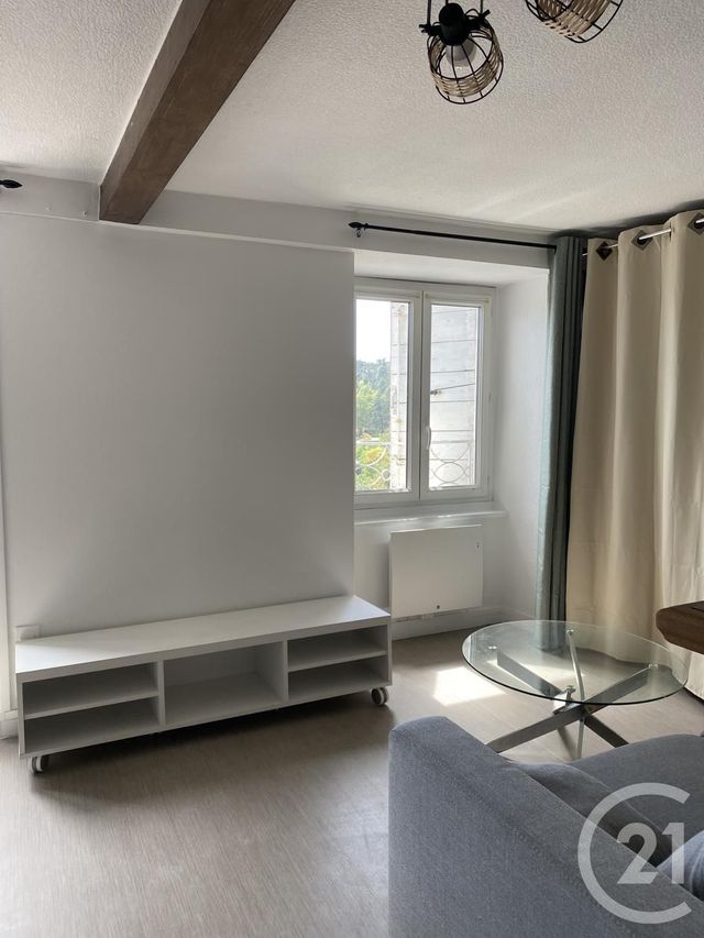 Appartement T3 &agrave; louer - 3 pi&egrave;ces - 60,32 m2 - Annonay - 07 - RHONE-ALPES
