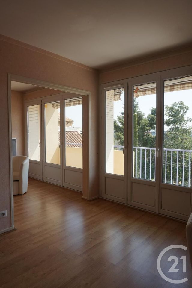 Appartement T3 &agrave; louer - 3 pi&egrave;ces - 68,96 m2 - Annonay - 07 - RHONE-ALPES