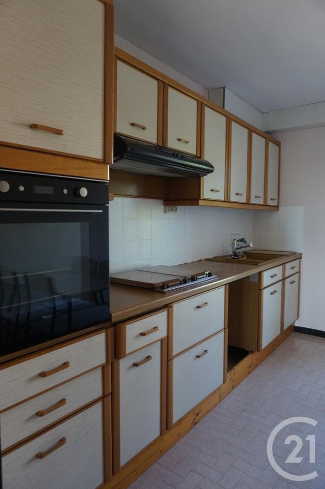 Appartement T3 &agrave; louer - 3 pi&egrave;ces - 68,96 m2 - Annonay - 07 - RHONE-ALPES